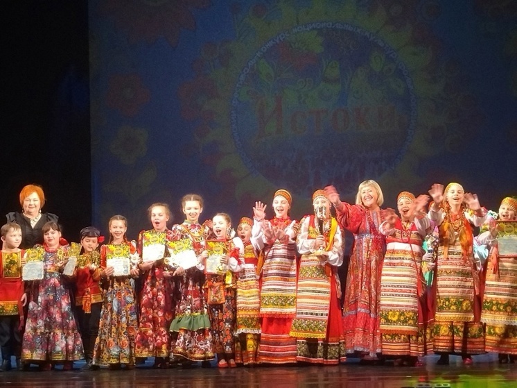 Брянская «Зарянка» успешно выступила на конкурсе «Истоки»