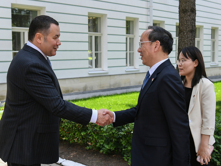 Игорь Руденя провел встречу с губернатором Народного правительства провинции Ляонин КНР