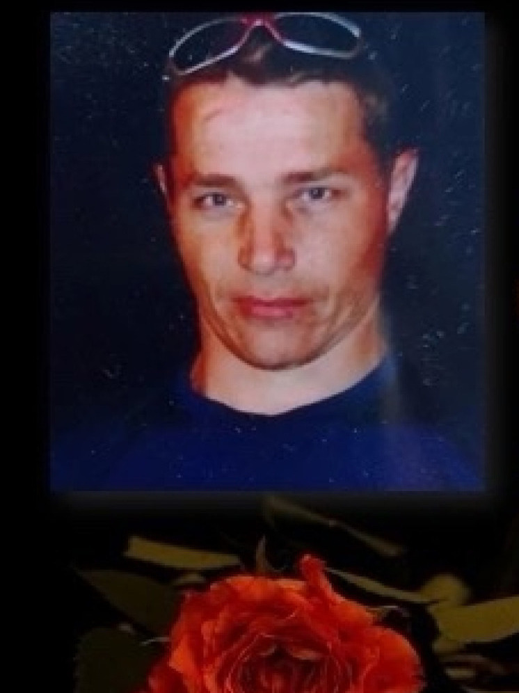 Бойца СВО из поселка Медвежьегорского района проводят в последний путь