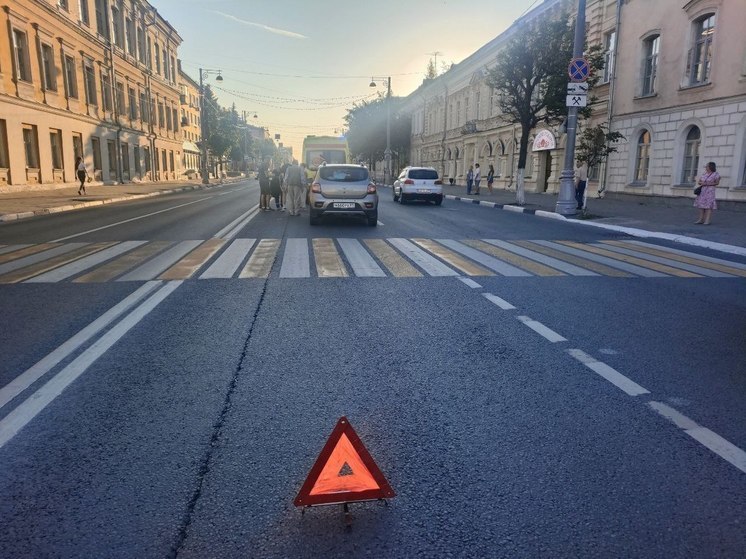 В Твери водитель с 50-летним стажем сбил на пешеходном переходе мужчину