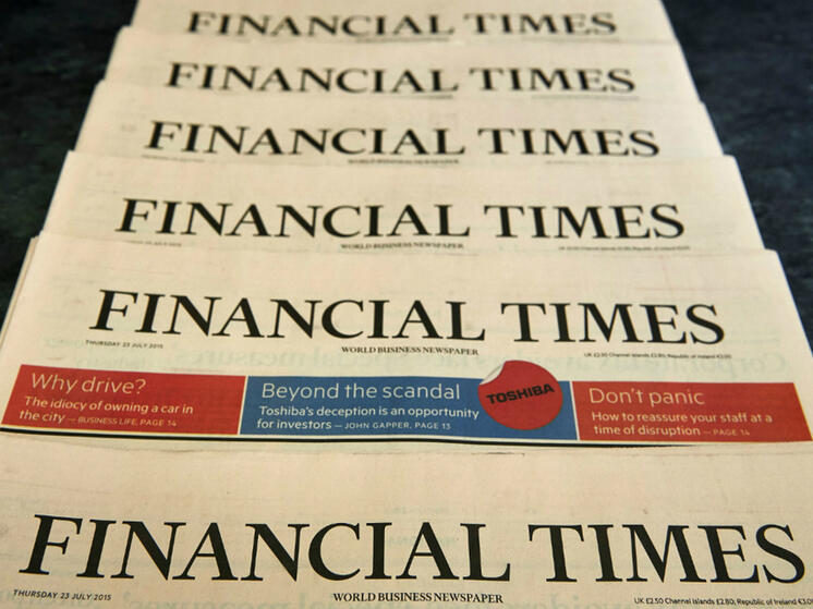 РИА Новости: власти Украины обвинили Financial Times в работе на Россию