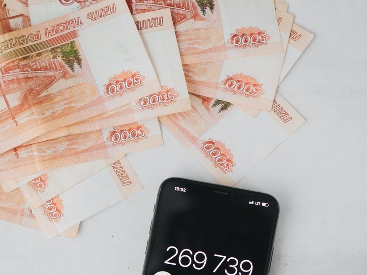 Росстат: в России рост реальных зарплат в марте ускорился до 12,9%