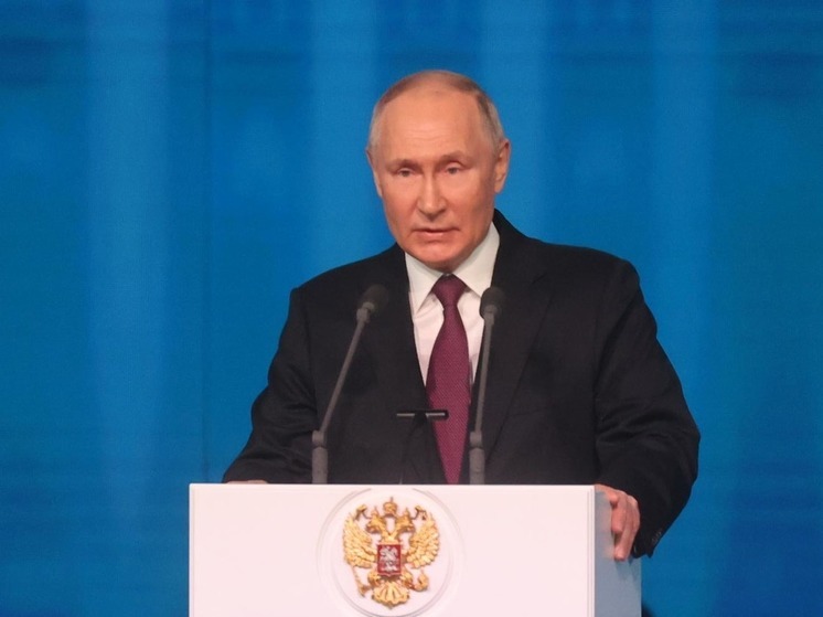 Путин отверг обвинения в адрес России об угрозах применения ядерного оружия