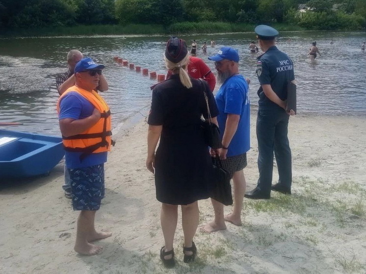 Курским дачникам и отдыхающим на пляжах напомнили правила безопасности