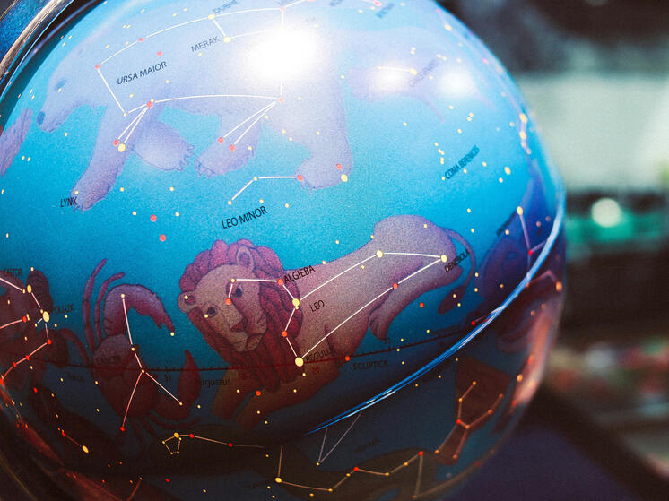 Астрология становится важным фактором при принятии решений людей