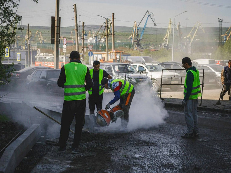 В Мурманске приступили к ремонту дороги на Водопроводном переулке