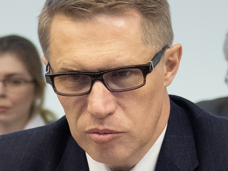 Мурашко: почти у всех россиян выработан иммунитет к COVID-19