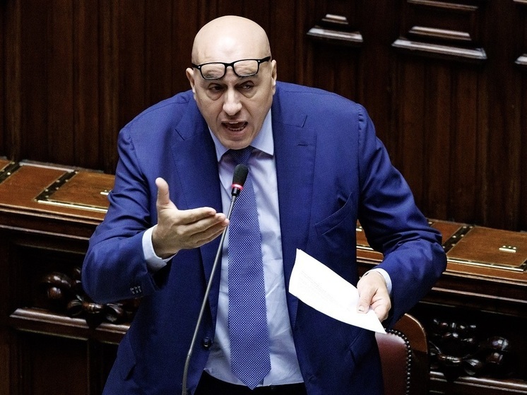 Министр обороны Италии Крозетто высказался против использования западного оружия для ударов по РФ