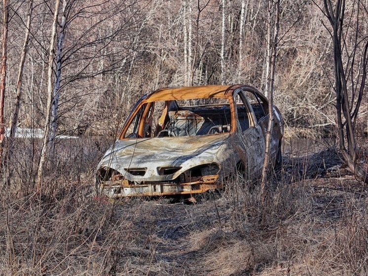 В Нягани коммунальщики выявляют бесхозные автомобили