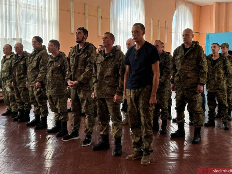 Еще одна группа владимирских добровольцев отправилась в зону СВО