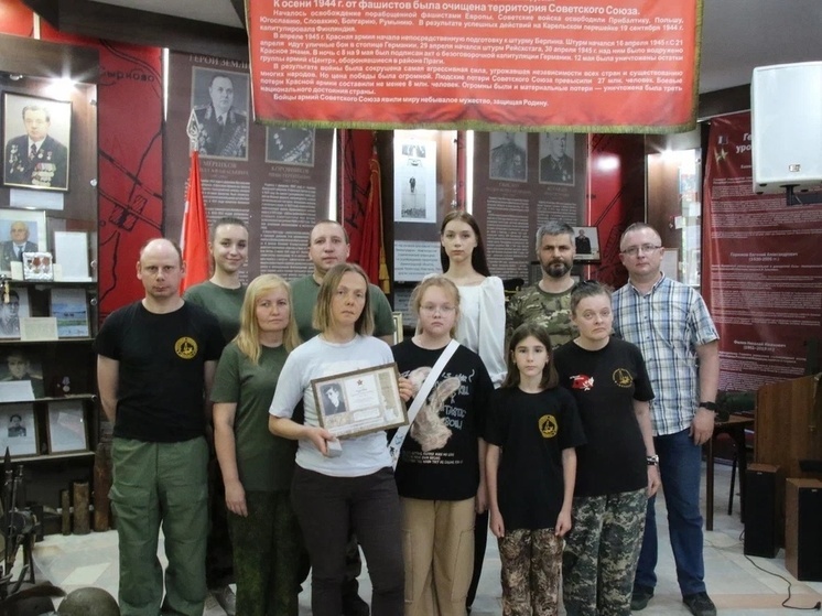 В Великом Новгороде прошла церемония возвращения останков бойца родственникам