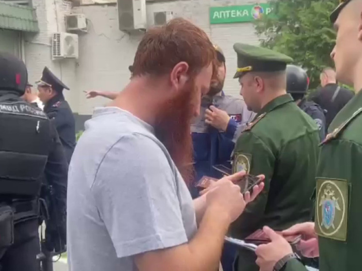 Рейд по выявлению мигрантов-уклонистов прошел в Дзержинском