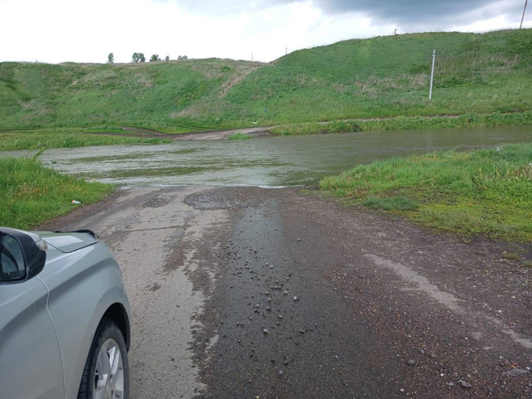 В Кузбассе началась эвакуация дачников из-за потопа