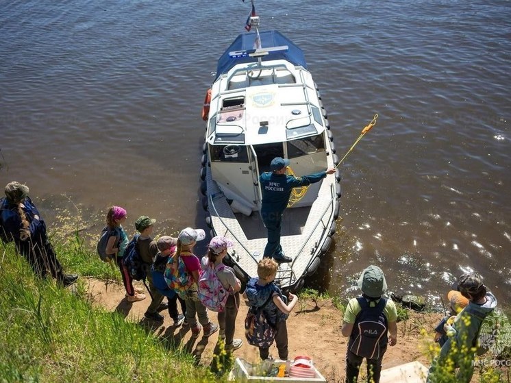 Спасатели усилили патрулирование акваторий Подмосковья из-за жары
