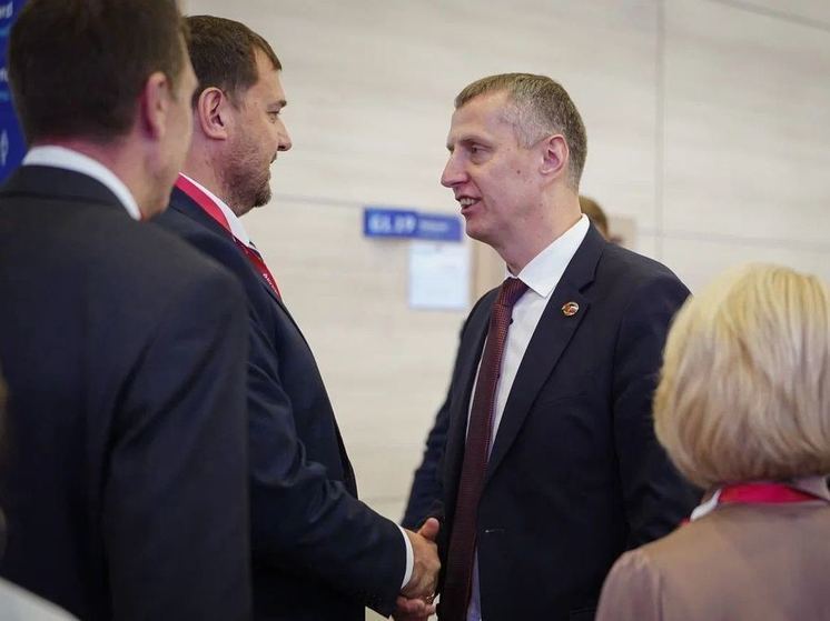 Балицкий на ПМЭФ провел встречу с послом Республики Беларусь в России