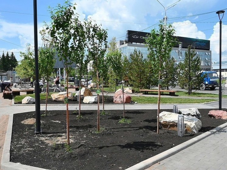 В Уфе завершается благоустройство аллеи «Центральная»