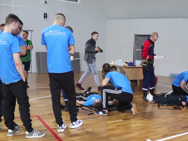 Саперы сыграли с ребятами из Мариуполя в «Зарницу»