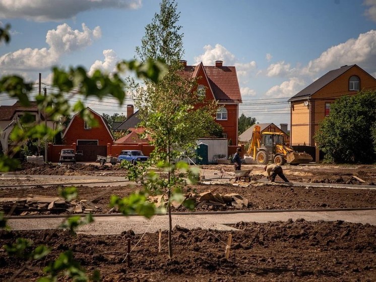 В Курске благоустраивают сквер «Поэтический» за 34,6 млн рублей
