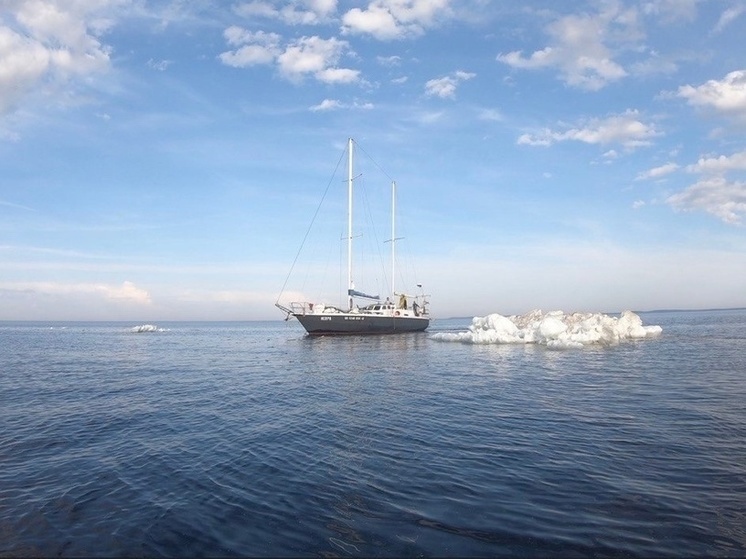 Июньский лед удивил путешественников в Карелии