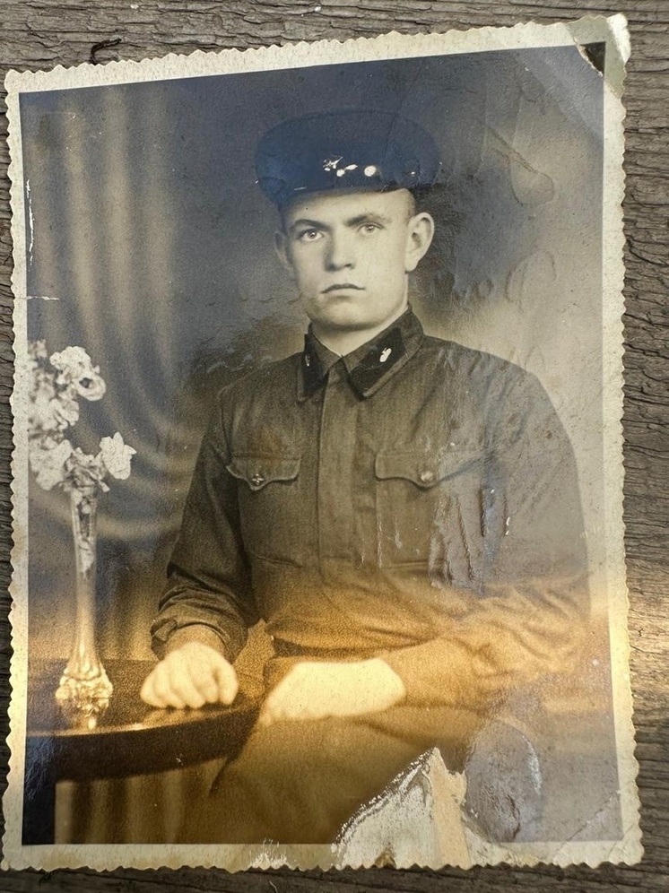 Поисковики нашли родных танкиста, чьи останки подняли в Тверской области