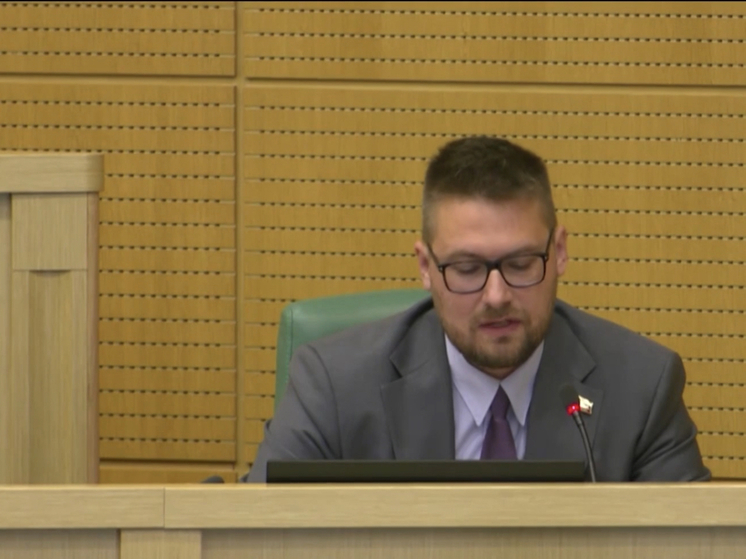 Инициативы смоленской молодежи получили поддержку в Совете Федерации