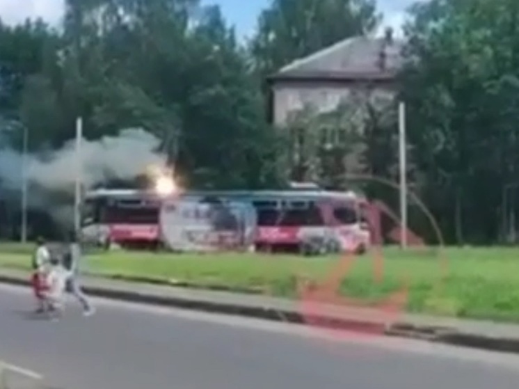 В Ярославле трамвай загорелся на ходу