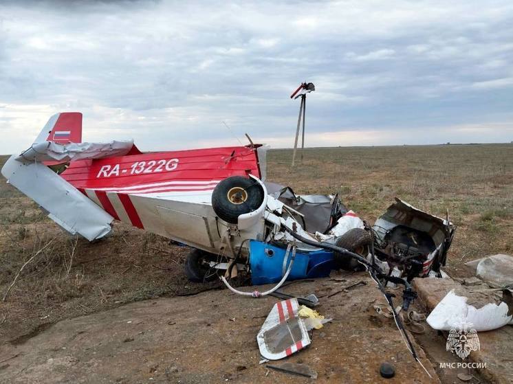 В Калмыкии упал легкомоторный самолет