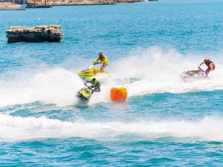2 золота и бронзу чемпионата России взял водный гонщик из Нового Уренгоя
