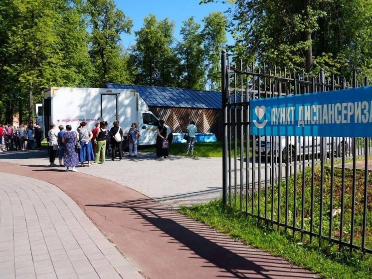 Свыше 1,2 тысячи человек проверили здоровье в парках Подмосковья