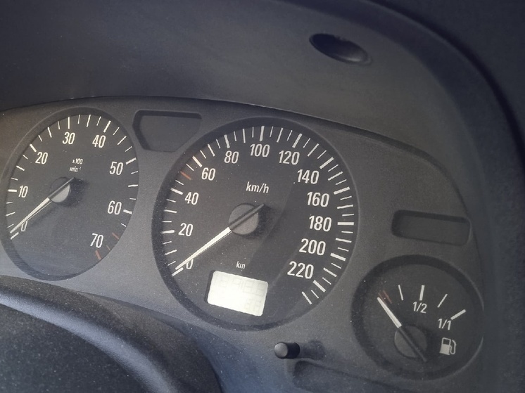 Автомобиль и мотоцикл, конфискованные в ЛНР, отправятся на фронт