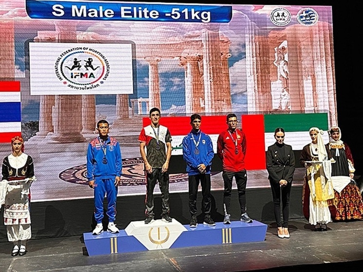 Боец из Новосибирска Овсеп Асланян выиграл чемпионат мира по муайтай