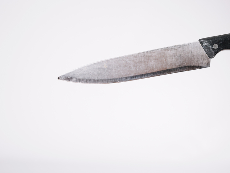 В Тазовском районе мужчина зарезал собутыльника ножом