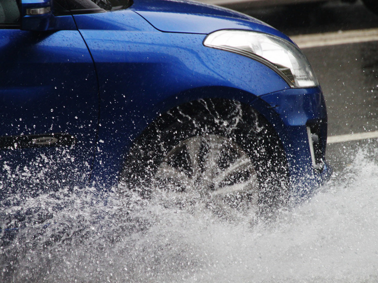 Синоптик предупредил об интенсивных ливнях во вторник