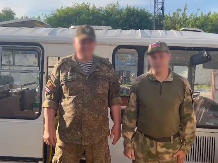 Нижегородские военные получили новый автобус с гуманитарным грузом