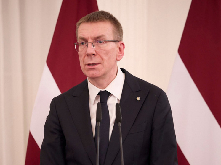 Президент Латвии призвал НАТО снять ограничения на удары по территории России