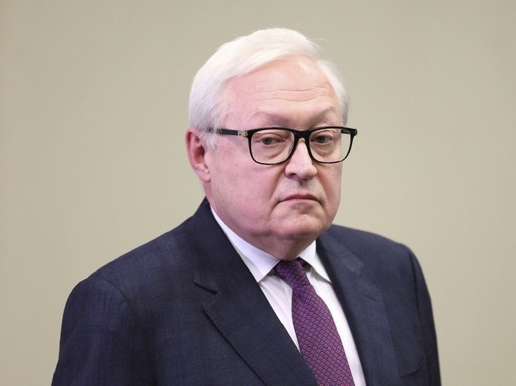 Замглавы МИД Рябков: Россия может пересмотреть ядерную доктрину из-за эскалационных действий США и НАТО