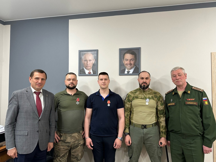 Северянам, получившим тяжелые ранения на СВО, вручили государственные награды