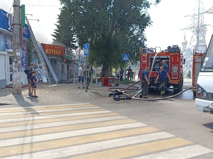 Огнеборцы потушили крупный пожар в Буденновском районе Донецка