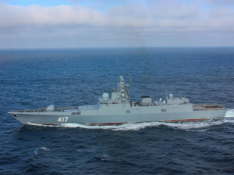После военных учений российская группа кораблей зашла на Кубу