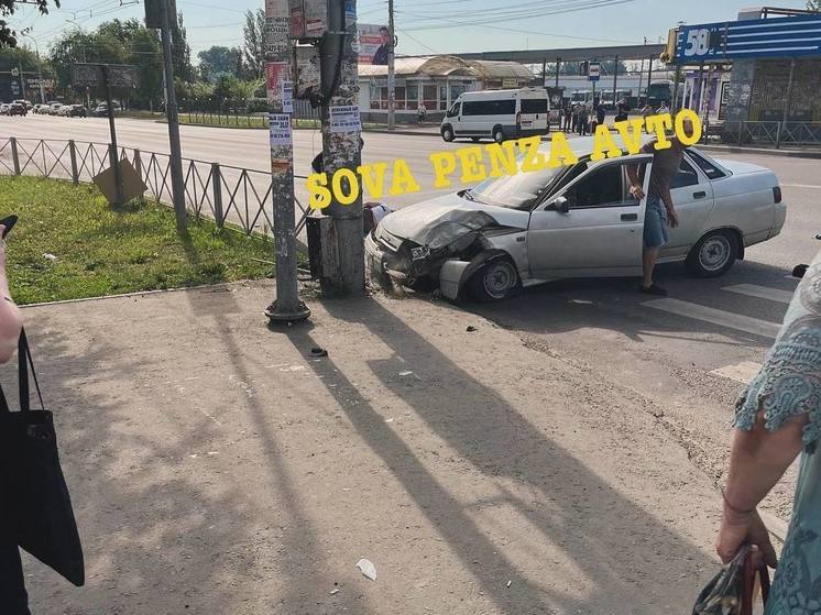 В Пензе легковушка сбила двух пешеходов рядом с автовокзалом