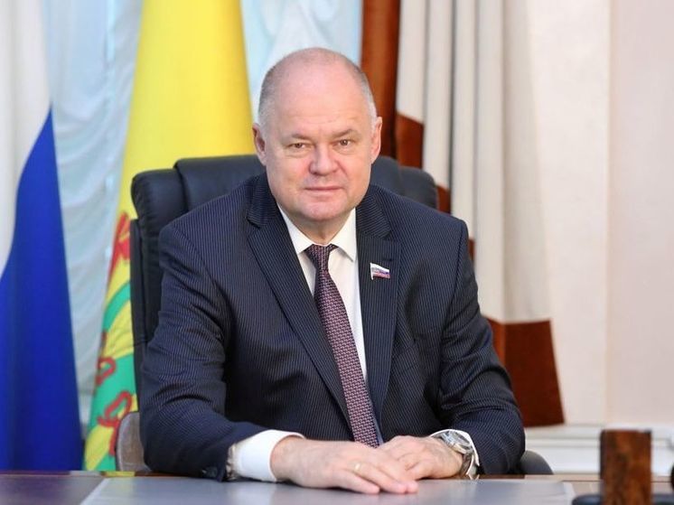 Председатель Заксобрания Пензенской области поздравил земляков с Днем России и Днем Пензы