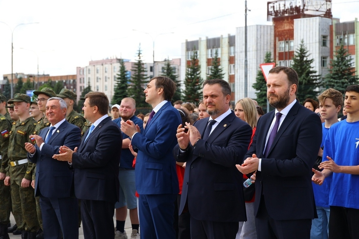 В Новгороде начали строительство корпуса полупроводникового  материаловедения - МК Великий Новгород