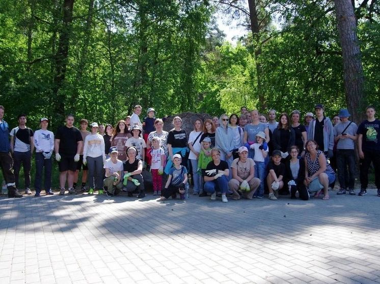 Волонтеры Серпухова приняли участие в Дне эколога