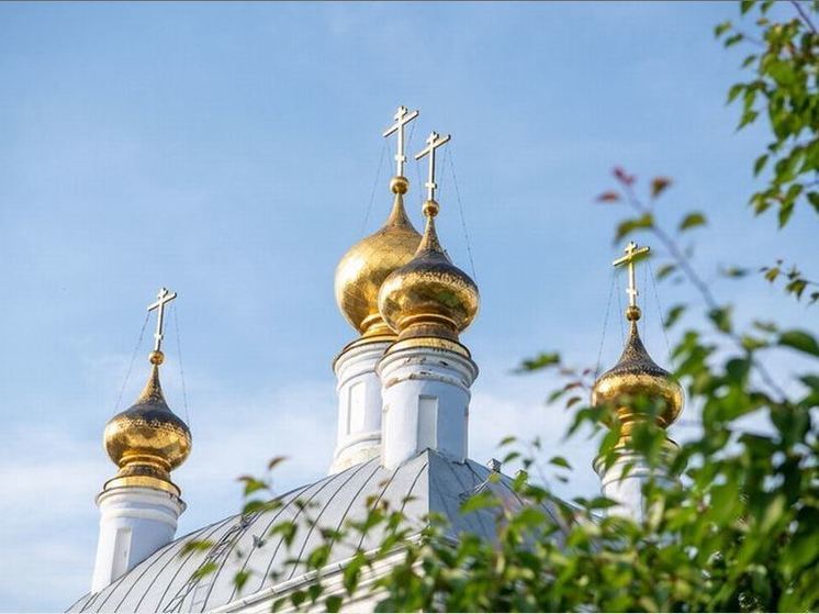 В Орле в канун праздника Вознесения Господня совершили всенощное бдение