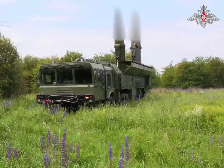 Российские военнослужащие выполнили электронные ракетные пуски на ядерных учениях
