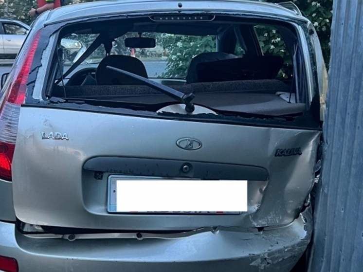 В Тамбове трое маленьких детей пострадали при столкновении двух легковушек