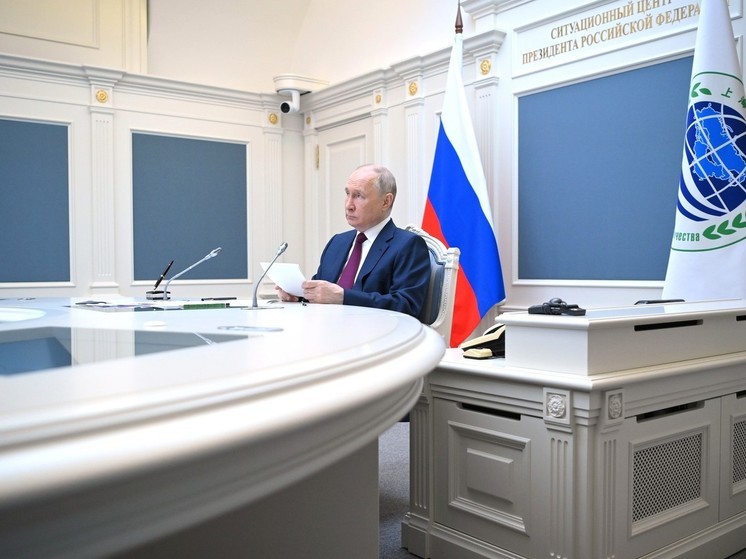 Путин и исполняющий обязанности президента Ирана Мохбер затронули вопросы взаимодействия