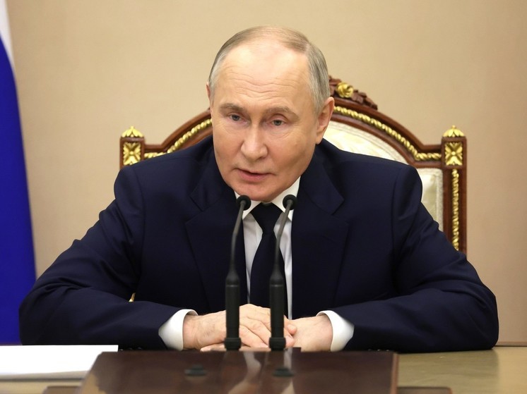Путин наградил школьников, спасавших людей в "Крокусе"