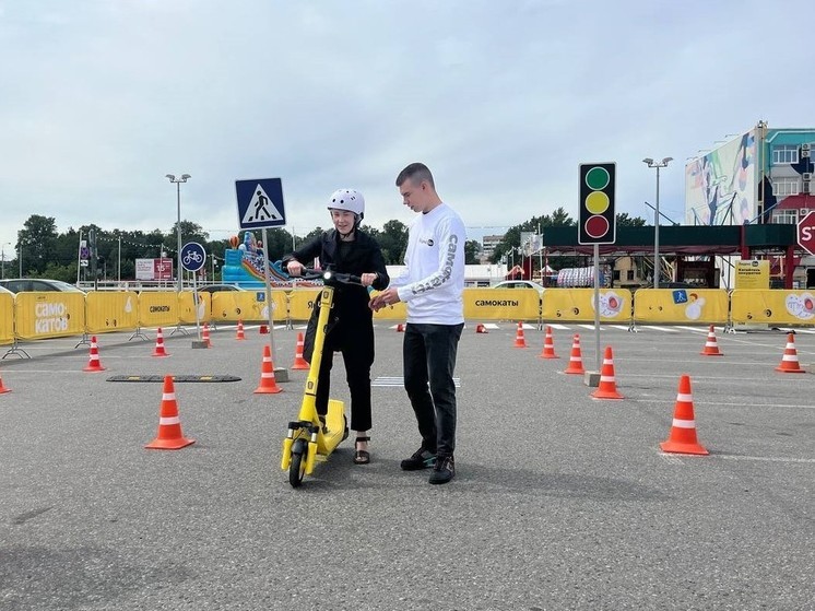 В Петербурге открылась школа по вождению электросамокатов