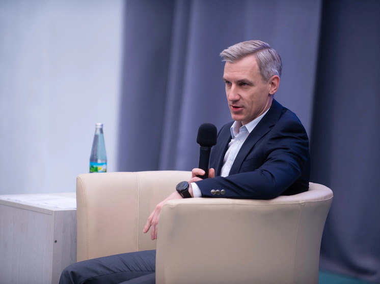 Василий Анохин встретился со студентами программы «РЕСУРС России» и Смоленского филиала Президентской академии